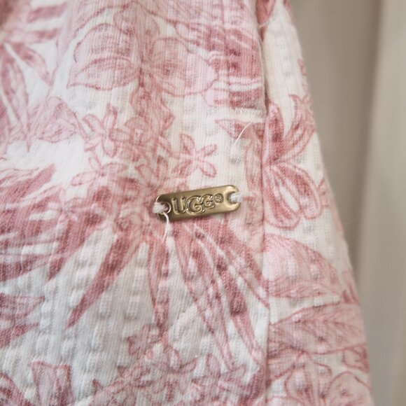 Pink Ugg Robe - Picture 4 of 6